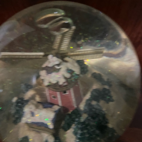 Johnson Brothers Friendly Village  Snow Globe Musical The Windmill Does Work - Picture 17 of 17